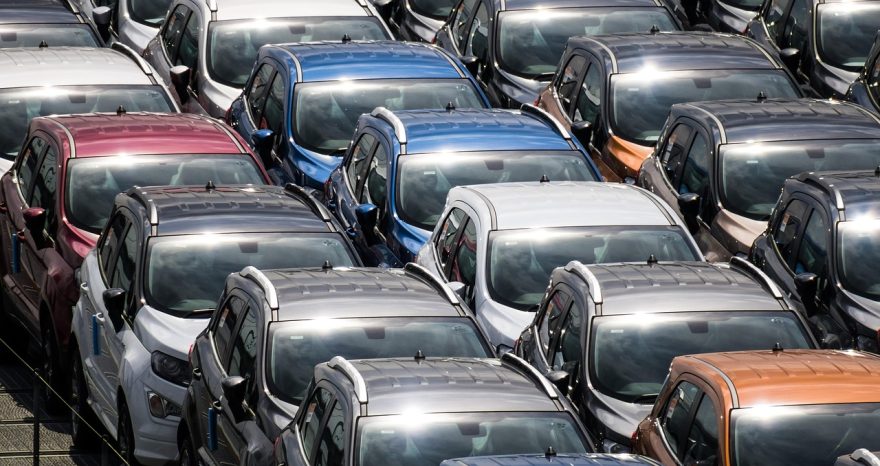 Rinnovabili • European car registrations decline, but Italy and EVs surge