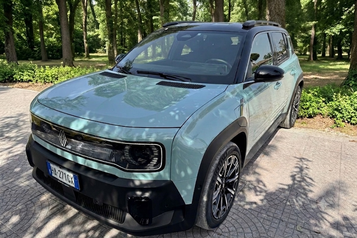 Rinnovabili • Renault 4 E-Tech Electric test drive